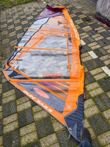 Surfzeil Gun Sails Torro 4.3 m2 van 2017 beschikbaar voor biedingen