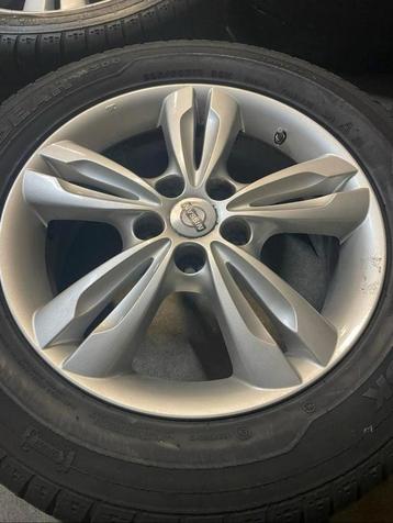 Winterbanden set 225/60R17 - 5x114.3 beschikbaar voor biedingen