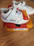 Sneakers maat 22 nieuw, Kinderen en Baby's, Kinderkleding | Schoenen en Sokken, Meisje, Schoenen, Nieuw, Ophalen of Verzenden