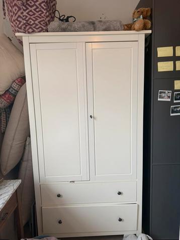 Kledingkast ikea beschikbaar voor biedingen