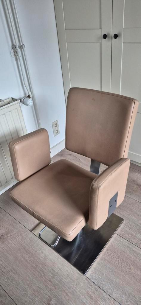 Kapperstoel (4) leer beige, Huis en Inrichting, Stoelen, Zo goed als nieuw, Eén, Ophalen