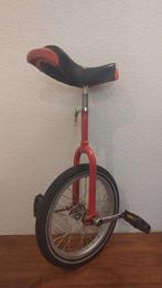 rode stoere eenwieler - in hoogte verstelbaar, wielmaat 16'', Fietsen en Brommers, Ophalen, Gebruikt