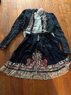 Klederdracht uit Tjechie, Antiek en Kunst, Ophalen of Verzenden, Dames