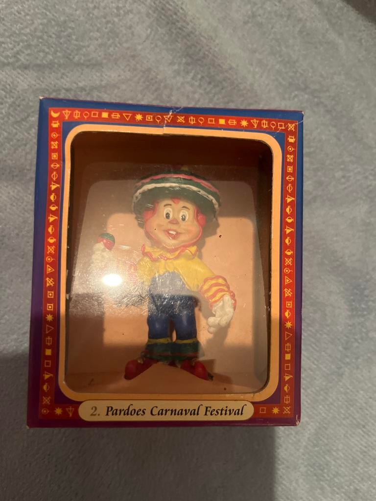 Pardoes Carnaval Festival Beeldje - Efteling, Verzamelen, Efteling, Ophalen of Verzenden, Nieuw, Beeldje of Poppetje