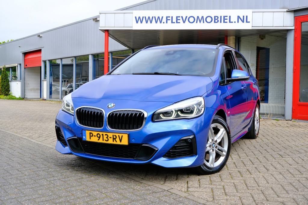BMW 2-serie Active Tourer 225xe iPerformance M Sport Aut. Le, Auto's, BMW, Automaat, 8 kWh, 136 pk, Gebruikt