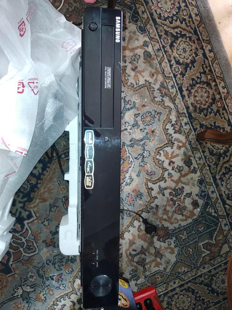 Te koop aangeboden nieuwe dvd harddisk recorder., Met harddisk, Nieuw, Dvd-recorder, Ophalen of Verzenden