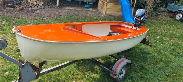 Boot met trailer en Yamaha motor 4pk – opknapper, Watersport en Boten, Overige Watersport en Boten, Gebruikt, Ophalen