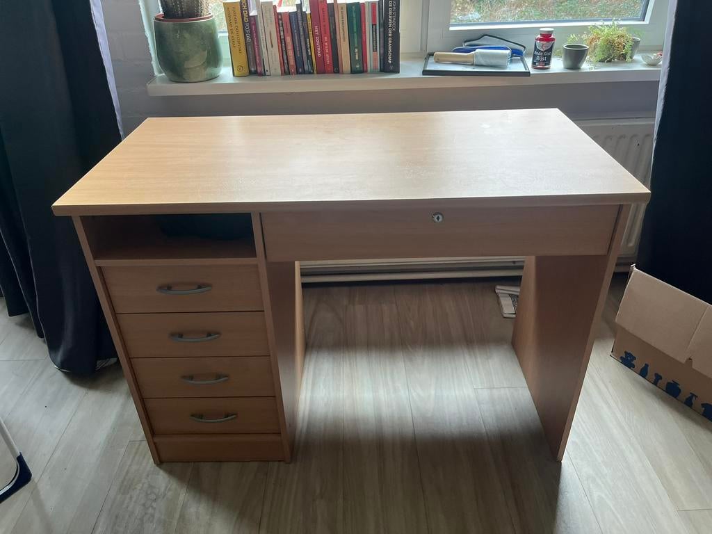 Houten bureau, Huis en Inrichting, Bureaus, Ophalen, Zo goed als nieuw