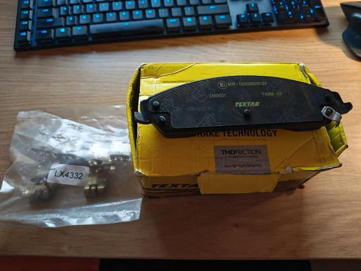 Remblokkenset, schijfrem 2560501 Textar, Auto-onderdelen, Remmen en Aandrijving, Chrysler, Dodge, Lancia, Nieuw, Ophalen of Verzenden