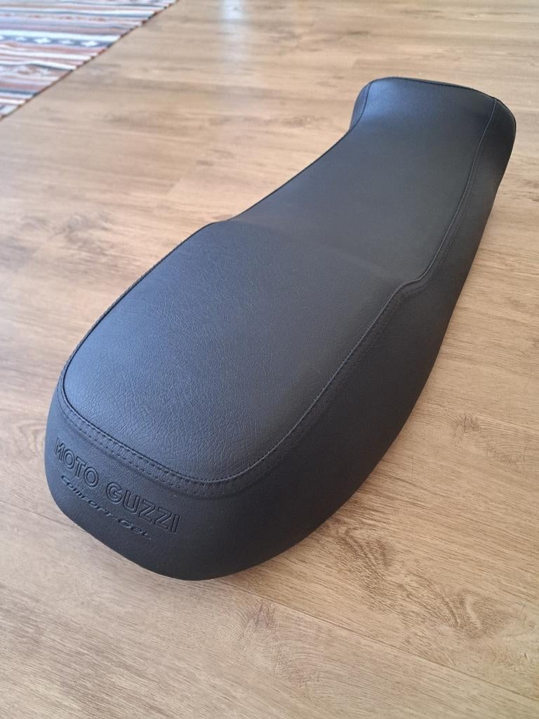 Moto Guzzi V7 Comfort Gel Low Zadel, Ophalen, Zo goed als nieuw