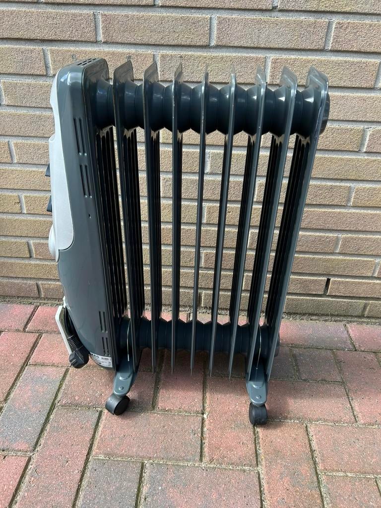 Radiator AEG RA 5521, Ophalen, 30 tot 80 cm, Gebruikt, Radiator