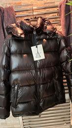 Moncler Maya Jas Maat M, Ophalen of Verzenden, Zo goed als nieuw, Maat 48/50 (M), Zwart