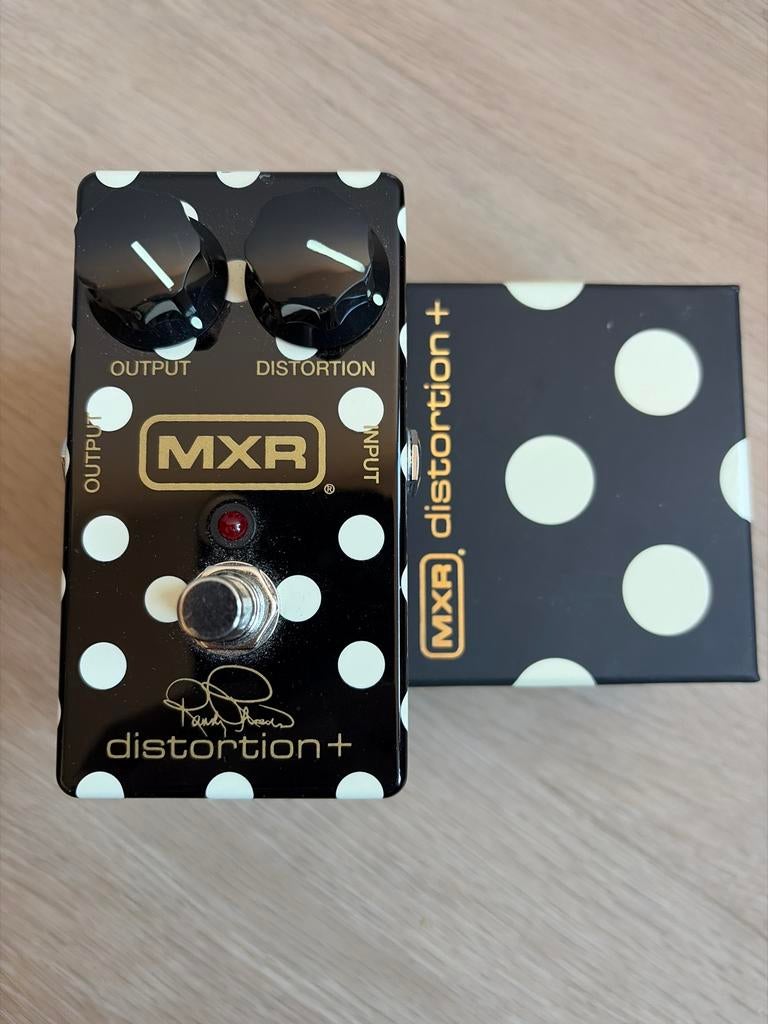 MXR Distortion + Randy Rhoads Special Edition (incl. doos), Muziek en Instrumenten, Effecten, Ophalen of Verzenden, Zo goed als nieuw