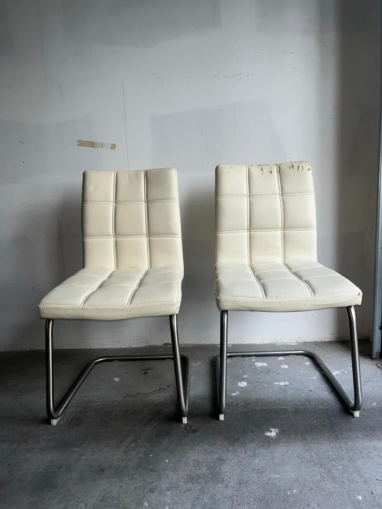 2 Eetkamerstoelen - Crème/Wit met Metalen Frame, Ophalen, Gebruikt, Twee, Wit