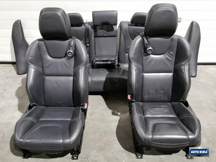 Bekleding Set (compleet) van een Volvo XC60, Gebruikt, -, -, Ophalen of Verzenden