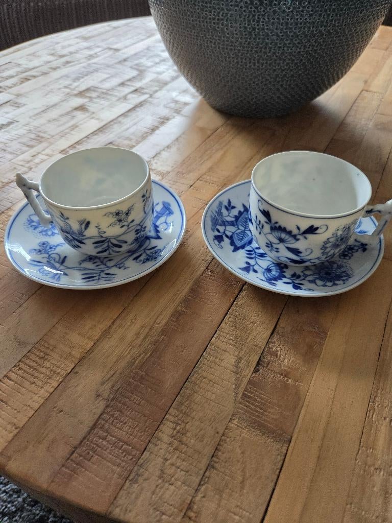 Antiek porseleinen Zwiebelmuster kopjes, Antiek en Kunst, Ophalen of Verzenden