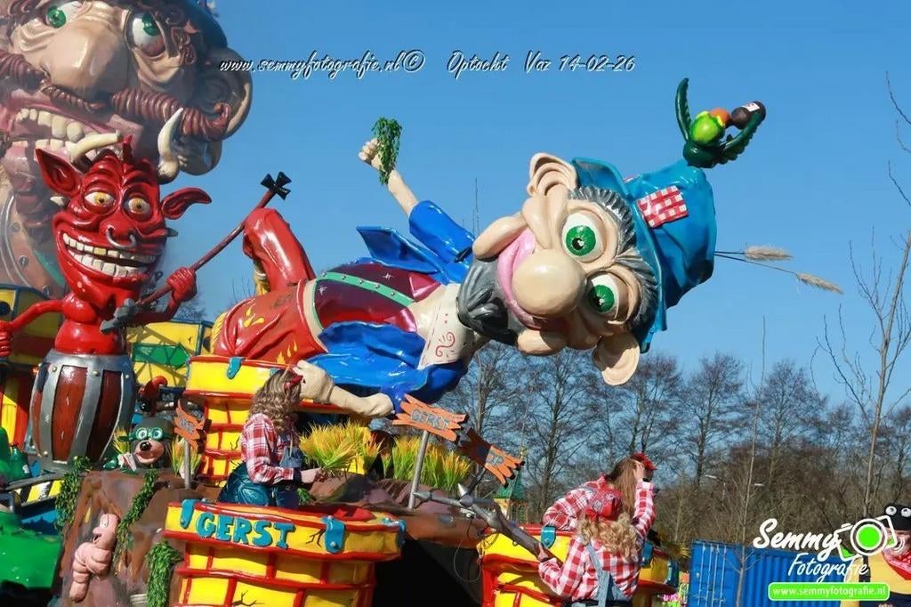 Pop / boer carnavalswagen, Hobby en Vrije tijd, Feestartikelen, Ophalen, Gebruikt, Carnaval