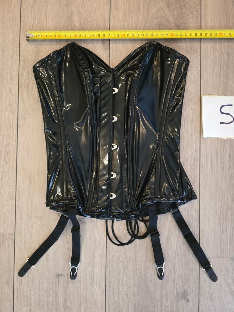 Nieuw Zwart Stevig Lak Corset Maat S met Jarretelles, Kleding | Dames, Overige Dameskleding, Verzenden