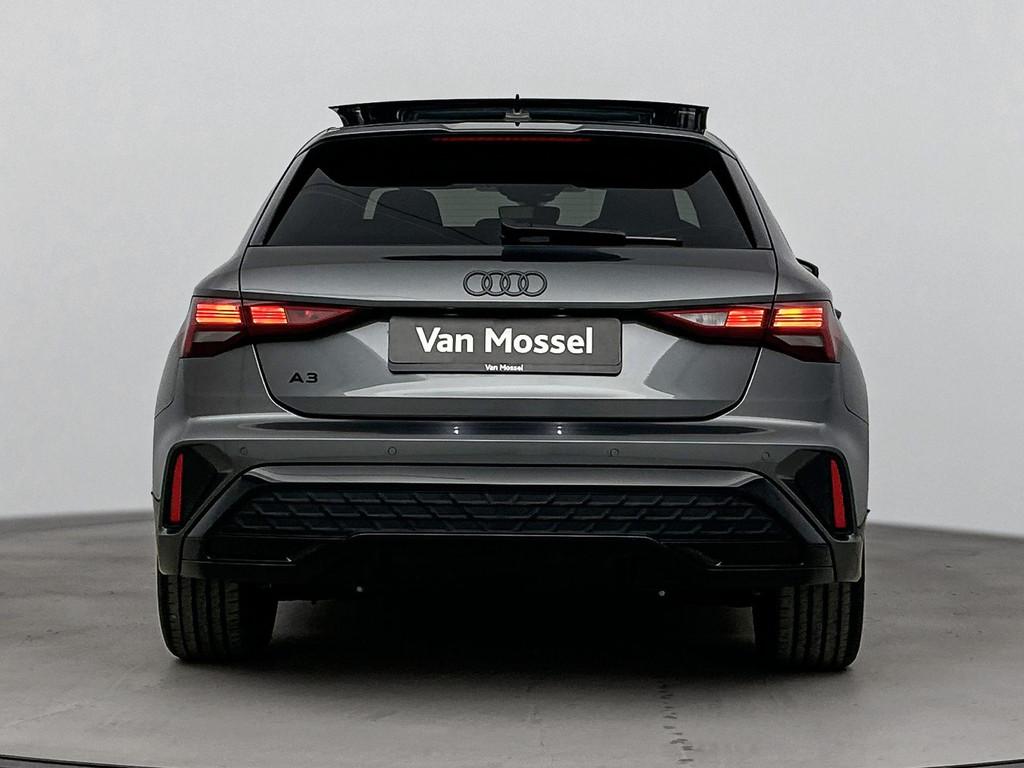 Audi A3 Sportback 45 TFSI e S Edition Competition 272PK | Ni, Stof, Euro 6, 4 cilinders, 26 kWh