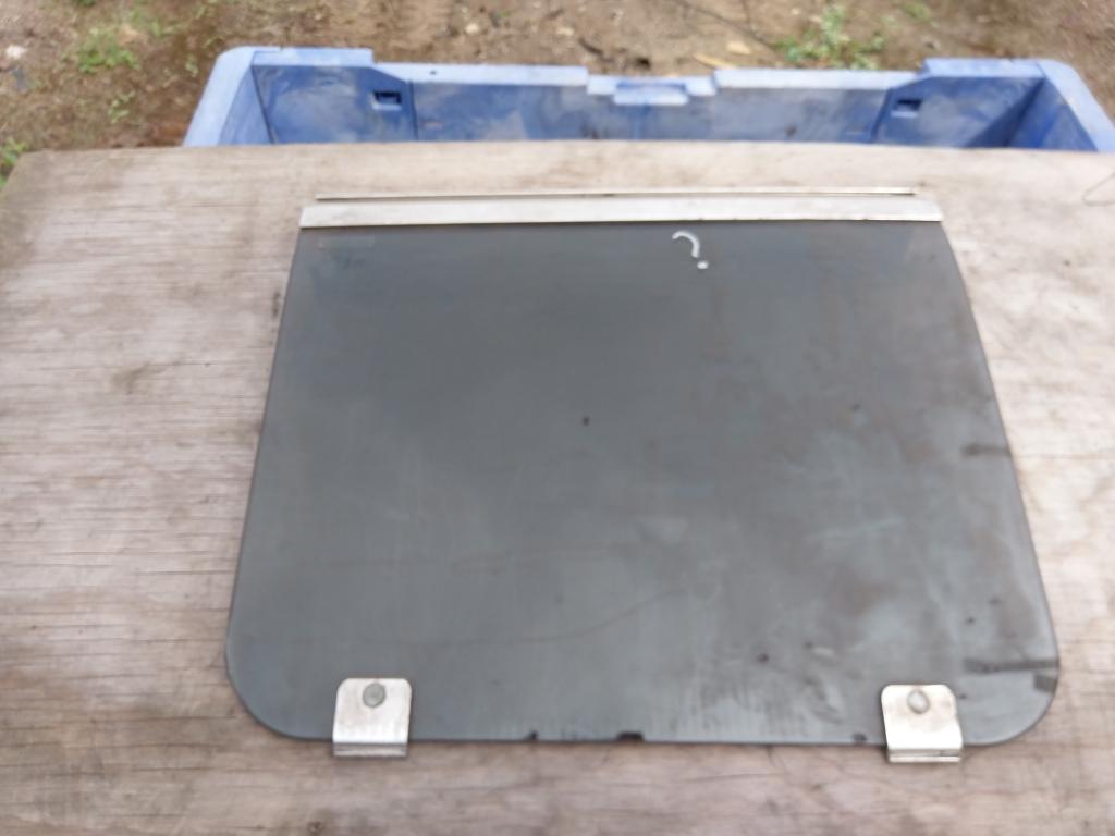 Pontiac Grand Prix t-tops, t-roof panels, targa daken, Info@gm.com, Ophalen of Verzenden, P.O. BOX 33170 Detroit, MI 48232-5170