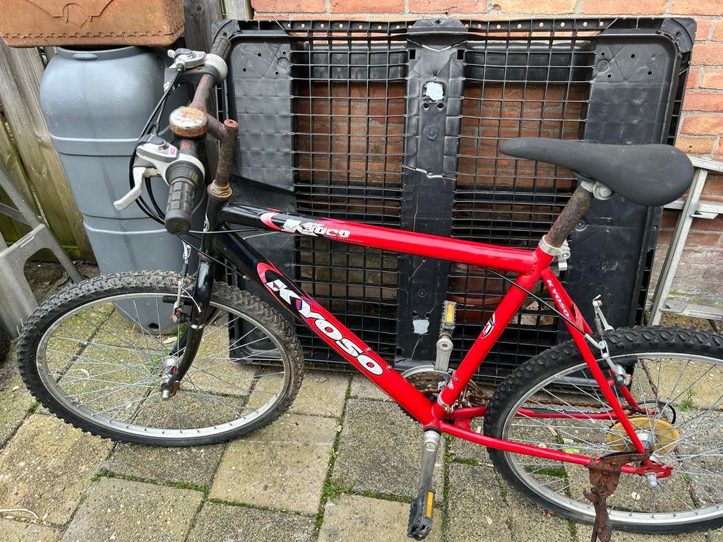 Kyoso Mountainbike - Rood/Zwart - Opknapper, Overige merken, Gebruikt, Heren, Ophalen of Verzenden