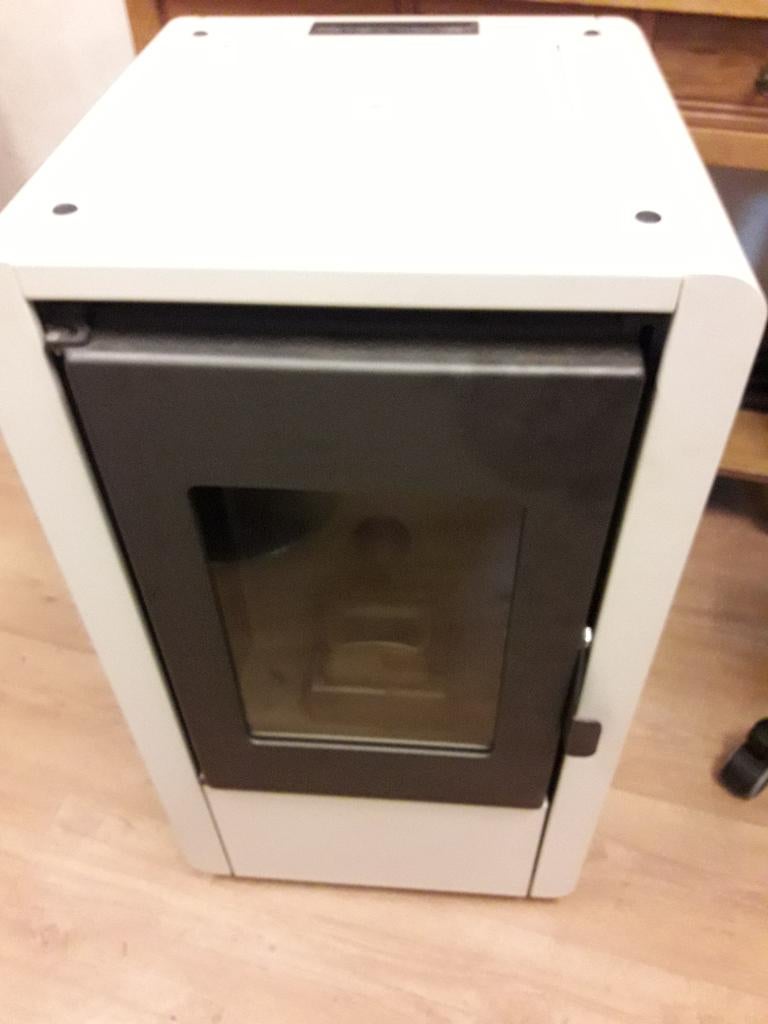 Pelletkachel ARTEL PETITE WIT 6KW, Ophalen, Overige brandstoffen, Nieuw, Pelletkachel