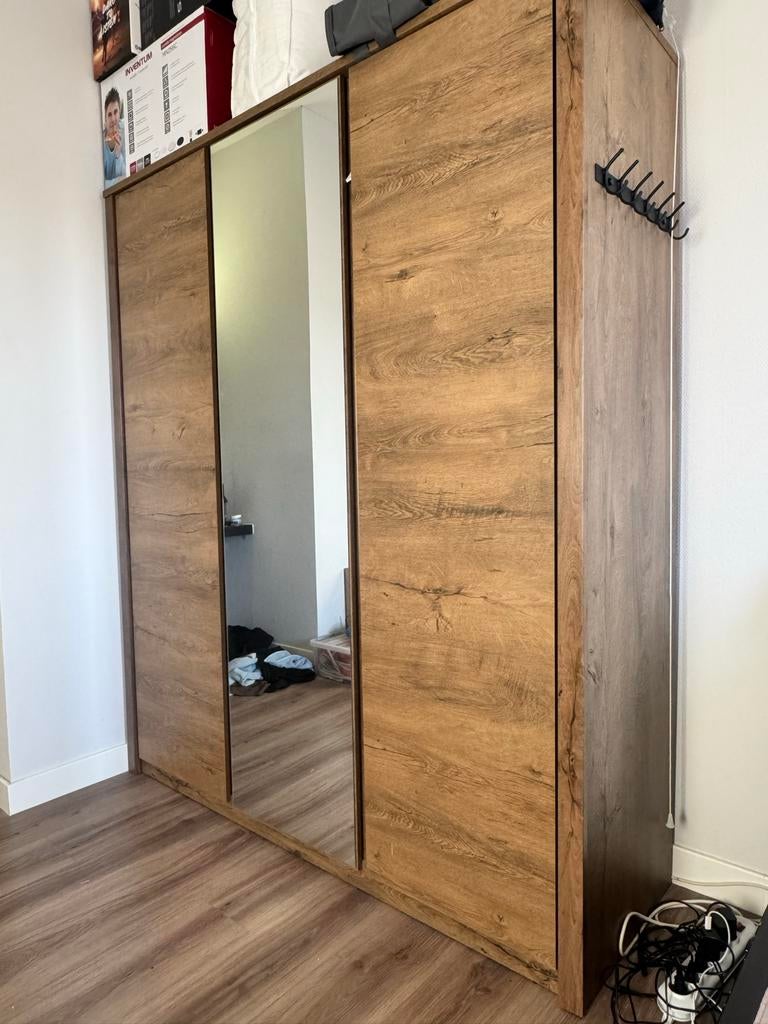 JYSK VEDDE kledingkast, Ophalen, Japandi, Met plank(en), 150 tot 200 cm