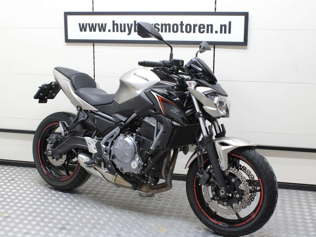 Kawasaki Z650 ABS Naked 2017, Niet ingevuld, 2 cilinders, Bedrijf, Niet ingevuld
