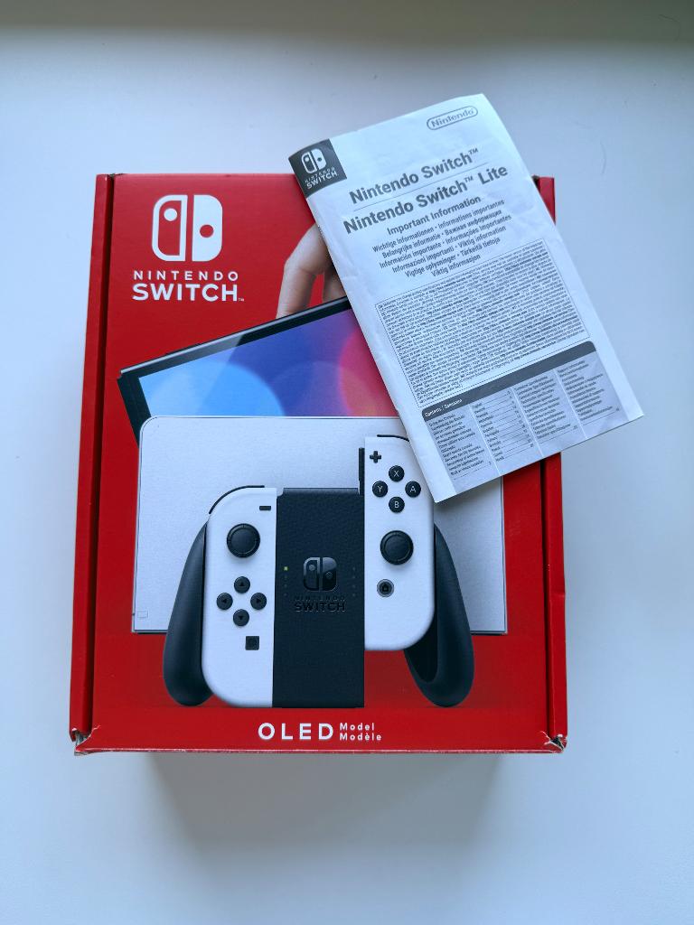 Nintendo Switch Oled, Ophalen, Gebruikt, Met 2 controllers, Switch OLED