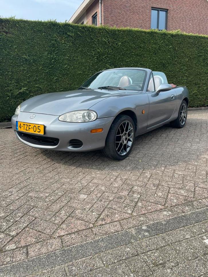 Mazda cabrio MX-5  NBFL  1.6  2002, Auto's, Mazda, Particulier, MX-5, Benzine, E, Cabriolet, Handgeschakeld, Geïmporteerd, Zilver of Grijs