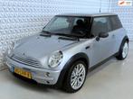 Mini Mini 1.6 One Airco Sportvelgen Stoelverwarming (2004), Voorwielaandrijving, 15 km/l, 4 cilinders, 4 stoelen