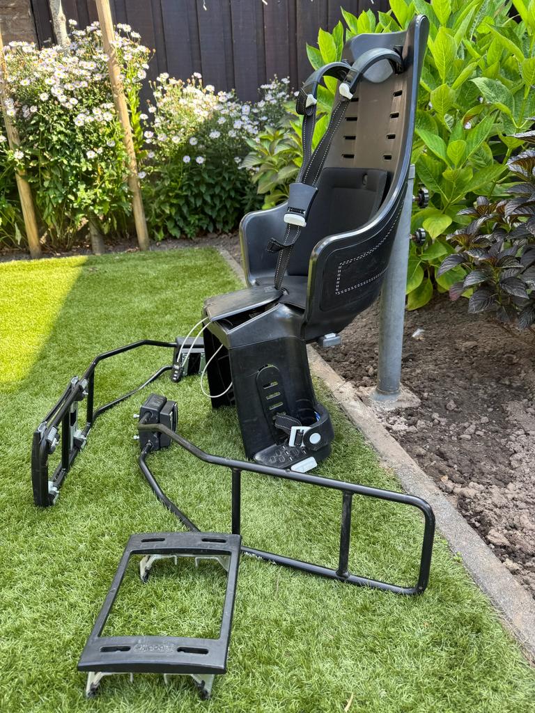 Complete set Bobike fietsstoeltje achter, Ophalen, Gebruikt