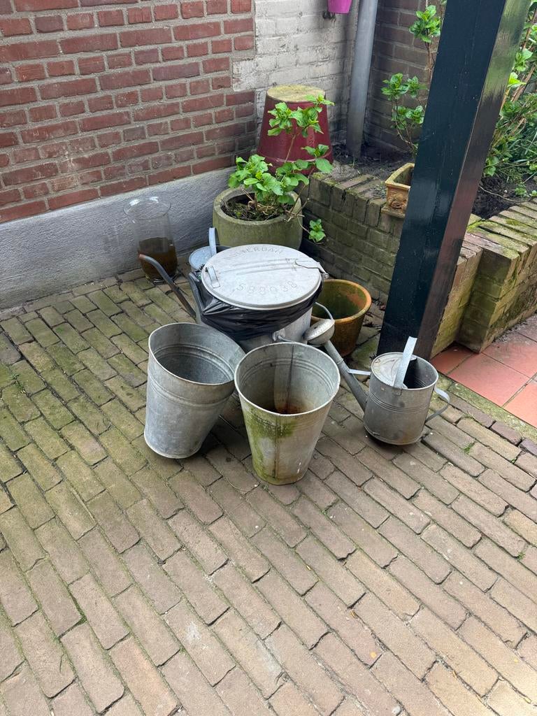 Vintage Zinken vuilnisbaken Gieters Set - Rotterdam, Tuin en Terras, Ophalen