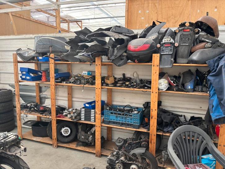 Diverse kymco onderdelen partij, Fietsen en Brommers, Brommeronderdelen | Scooters, Gebruikt, Kymco, Overige typen, Ophalen