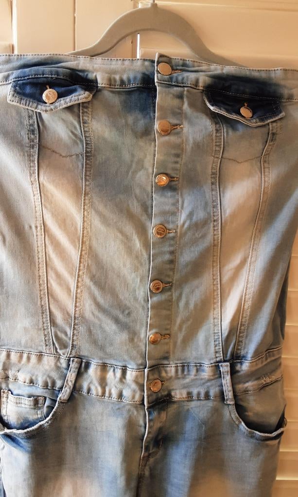 Jumpsuit denim off shoulder, Maat 42/44 (L), Nieuw, Jeans fashion, Verzenden