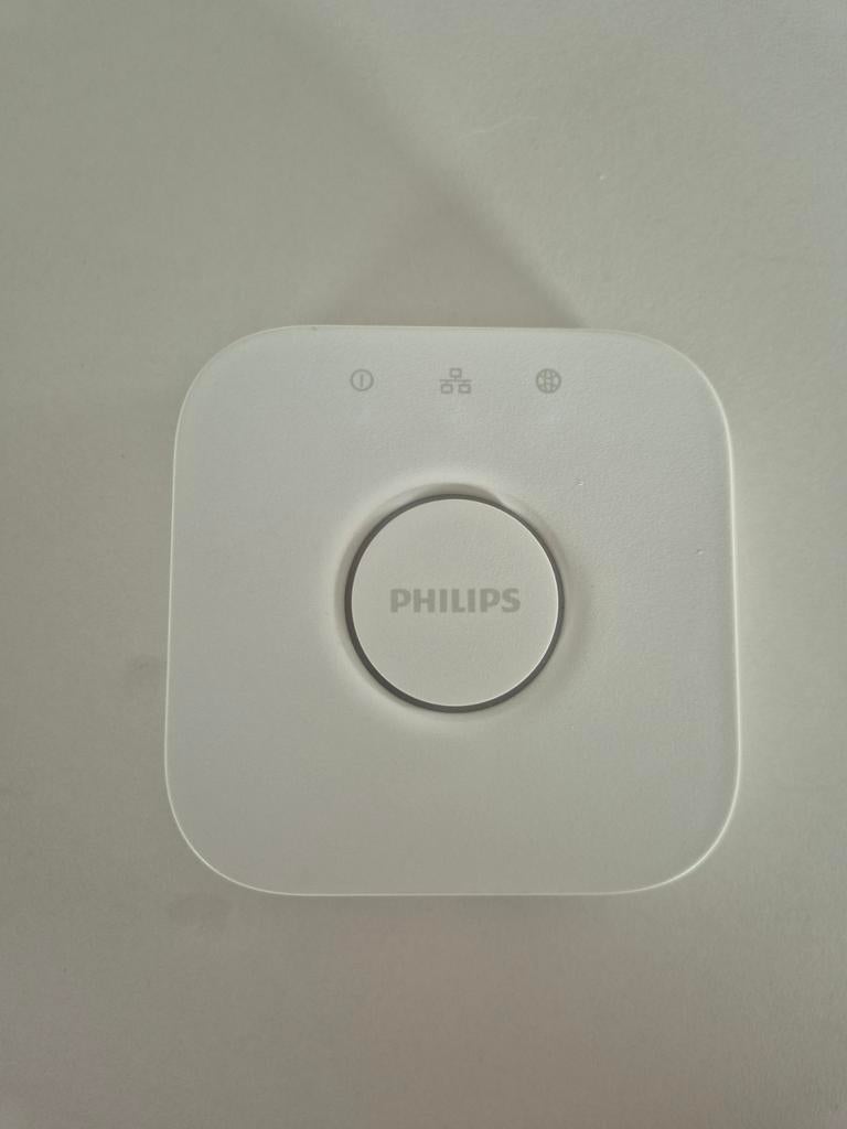 Hue bridge V2 (2 Stuks), Ophalen of Verzenden, Zo goed als nieuw