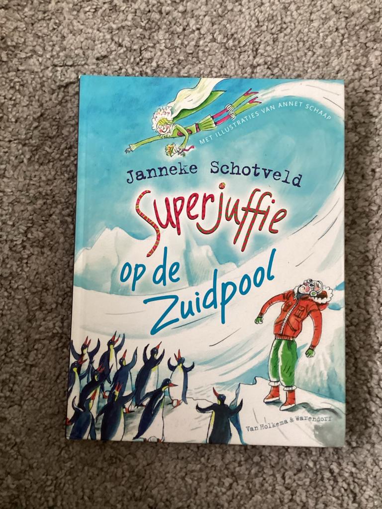 Superjuffie op de Zuidpool - Janneke Schotveld, Ophalen of Verzenden, Zo goed als nieuw, Fictie algemeen