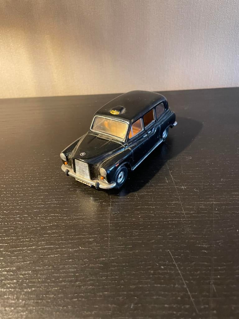 Corgi toys britse taxi, Ophalen of Verzenden, Zo goed als nieuw, Auto, Corgi