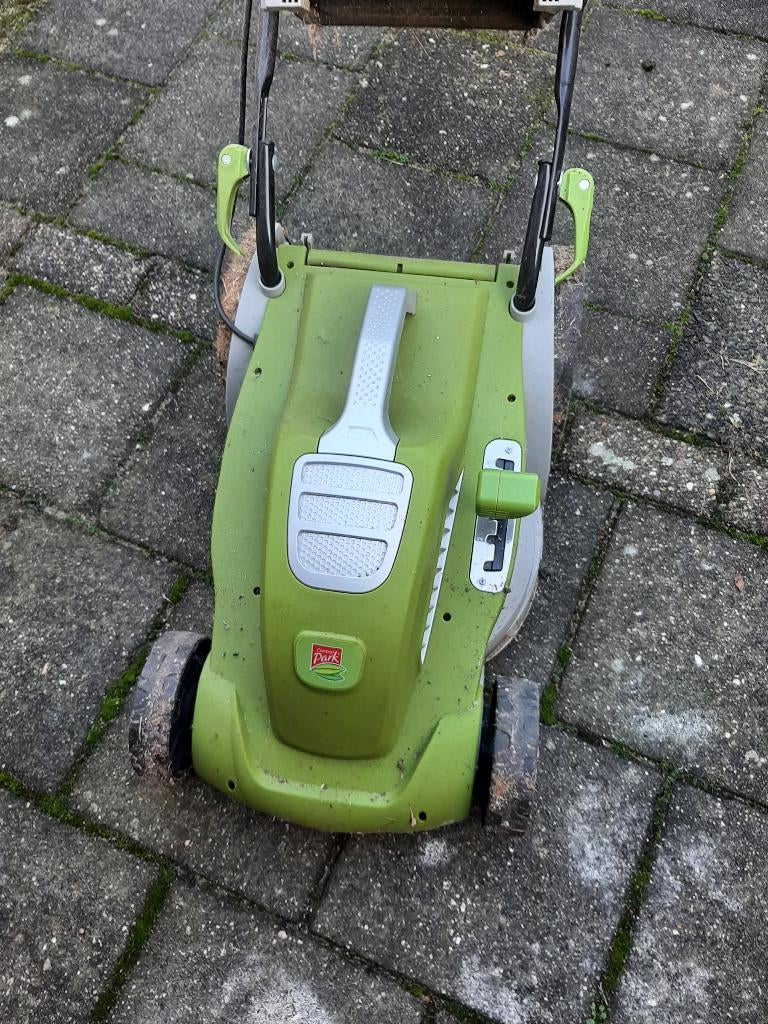 grasmaaier, Ophalen, Elektrische grasmaaier, Opvangbak, Zo goed als nieuw