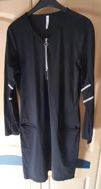 Zwarte jurk van zoso maat S., Zwart, Ophalen of Verzenden, Knielengte, Maat 36 (S)