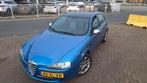 Alfa Romeo 147 1.6 TS Blackline, Auto's, Voorwielaandrijving, Stof, 4 cilinders, Origineel Nederlands