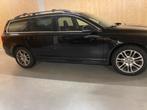 Volvo V70 T4 132KW Aut. 2011 Zwart Inscription, Auto's, 1596 cc, 4 cilinders, 179 pk, Zwart