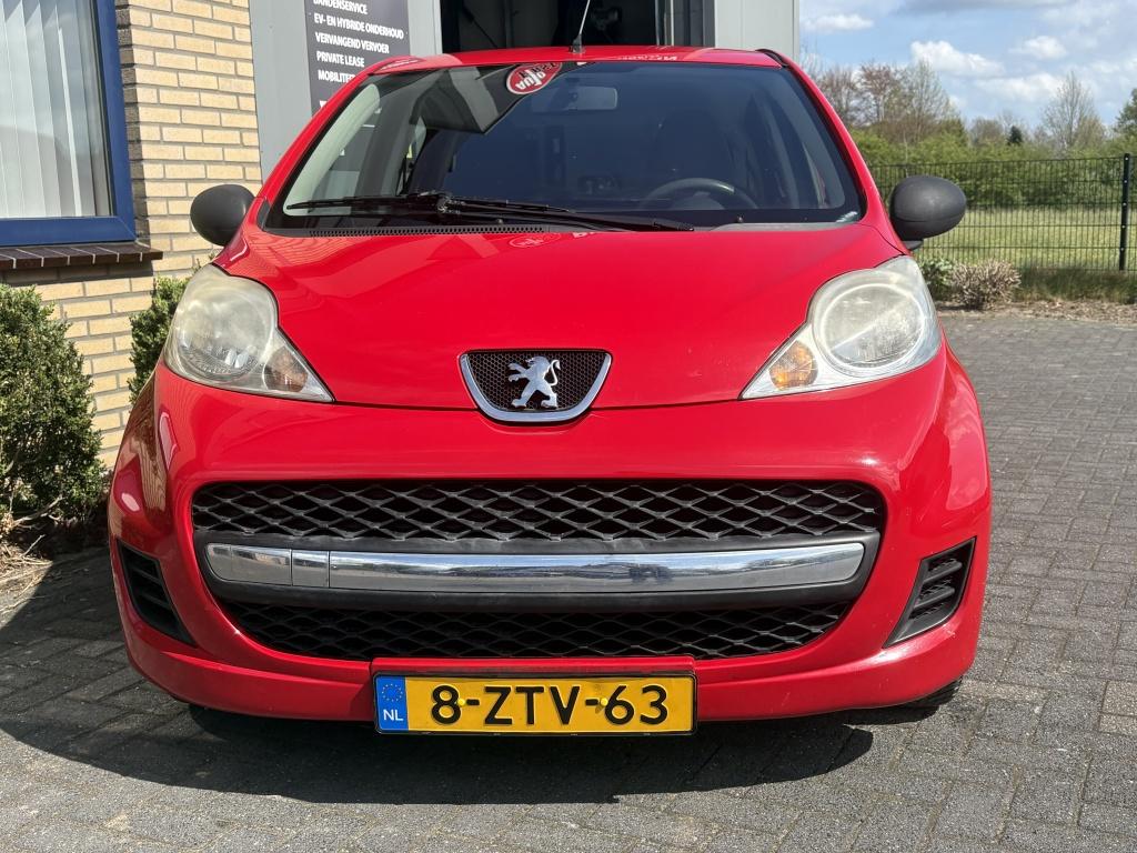 Peugeot 107 1.0-12V XR NAVI-ALL SEASON-NIEUW APK (bj 2009), Gebruikt, 4 stoelen, 68 pk, Bedrijf