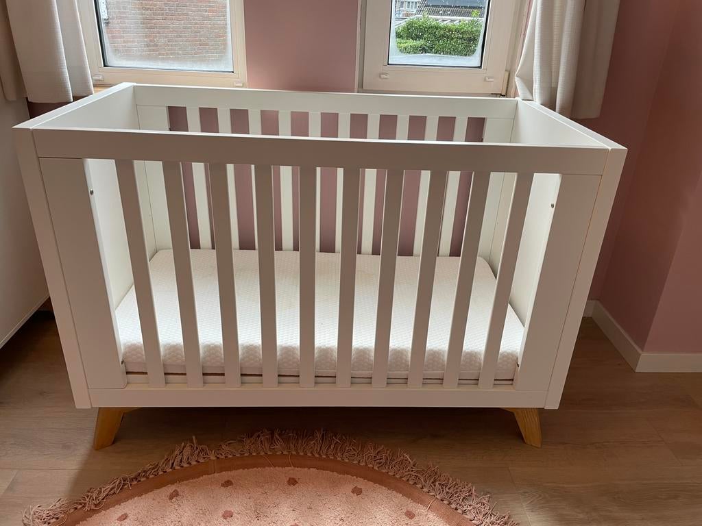 Ledikant Fjord, Ophalen, Zo goed als nieuw, Jongetje of Meisje