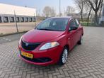 Lancia Ypsilon 1.2 8v Elefantino Blu S&S 2019 Rood, Auto's, Lancia, Voorwielaandrijving, Stof, 4 cilinders, Bedrijf