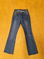 Nieuwe flaired jeans van Shein maat M, Kleding | Dames, Spijkerbroeken en Jeans, Blauw, Nieuw, Ophalen of Verzenden, W30 - W32 (confectie 38/40)