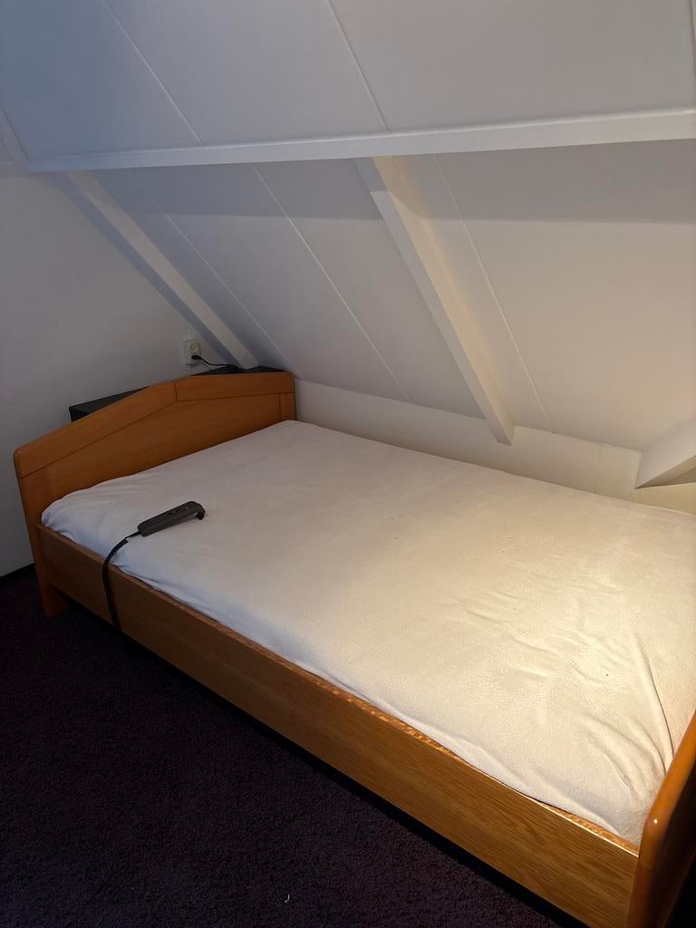 Auping twijfelaar met verstelbare bodem, Huis en Inrichting, Slaapkamer | Bedden, Ophalen, Bruin, Twijfelaar, 120 cm