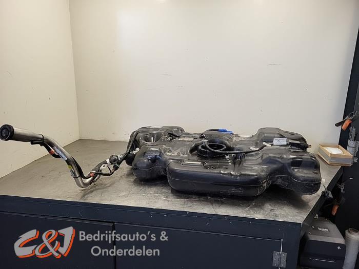 Tank van een Volkswagen Transporter, Gebruikt, -, Volkswagen, -