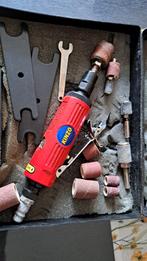 Kinzo pneumatische (perslucht) schuurmachine met accessoires, Doe-het-zelf en Verbouw, Gereedschap | Schuurmachines, Ophalen of Verzenden