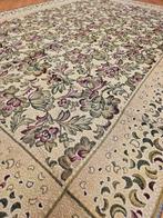 Tafelkleed Bloemen 135/192 cm, Gebruikt, Etten-Leur, DJT@dejuistetoon.eu, Ophalen of Verzenden